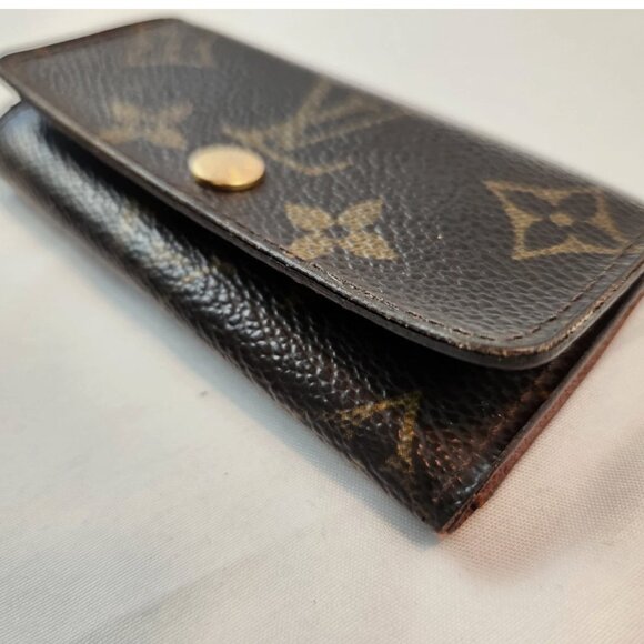 Louis Vuitton Key Case 4 Ring Hook UNISEX - Picture 2 of 15